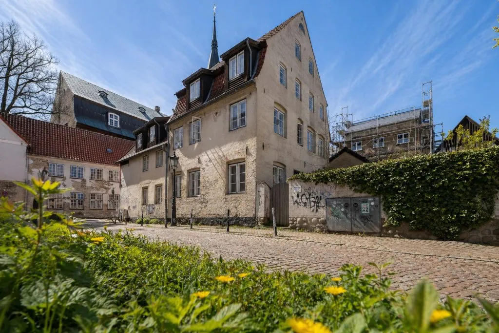 Immobilienangebot - Flensburg - Alle - Historisches Fachwerkjuwel mit Einliegerwohnung am Flensburger Hafen - (Wohnen oder Gewerbe)