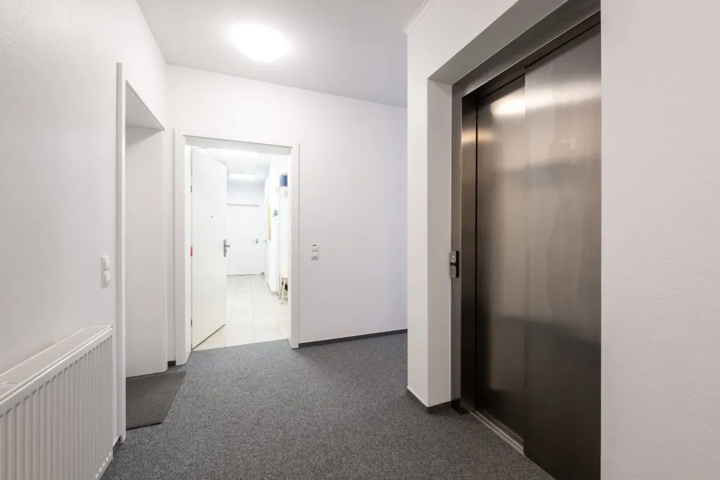 Immobilienangebot - Flensburg - Alle - Flensburg, Nordstadt: moderne 3-Zimmer-Wohnung mit Blick ins Naturschutzgebiet