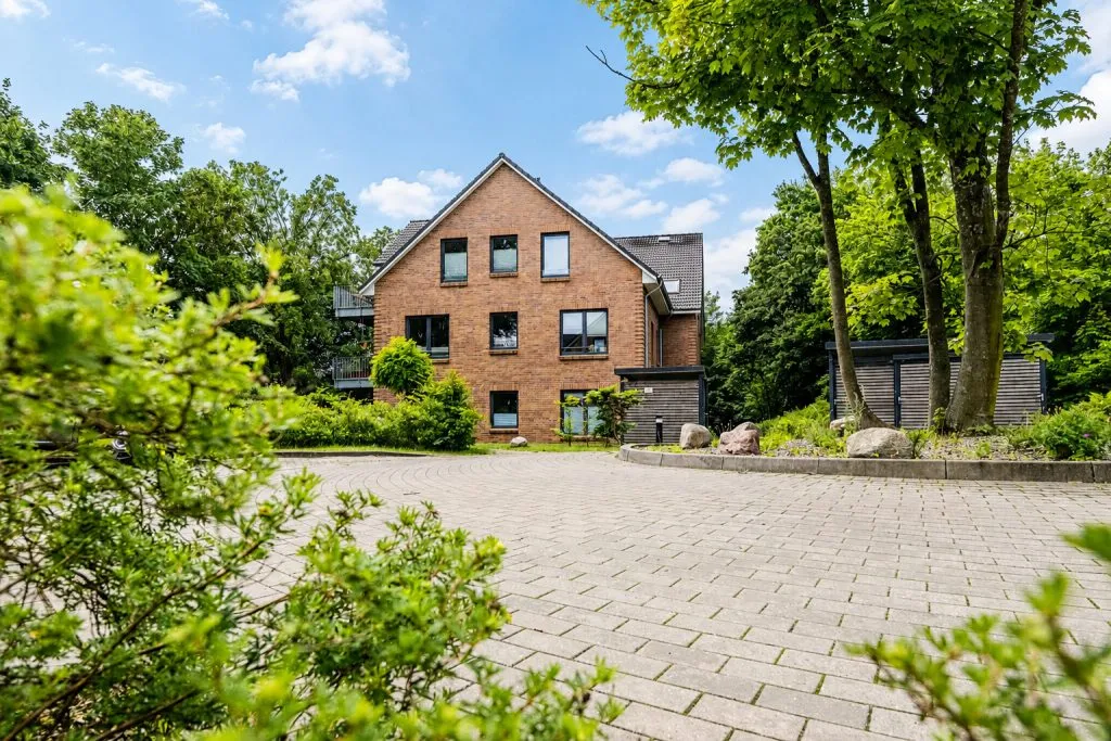 Immobilienangebot - Flensburg - Alle - Flensburg, Nordstadt: moderne 3-Zimmer-Wohnung mit Blick ins Naturschutzgebiet