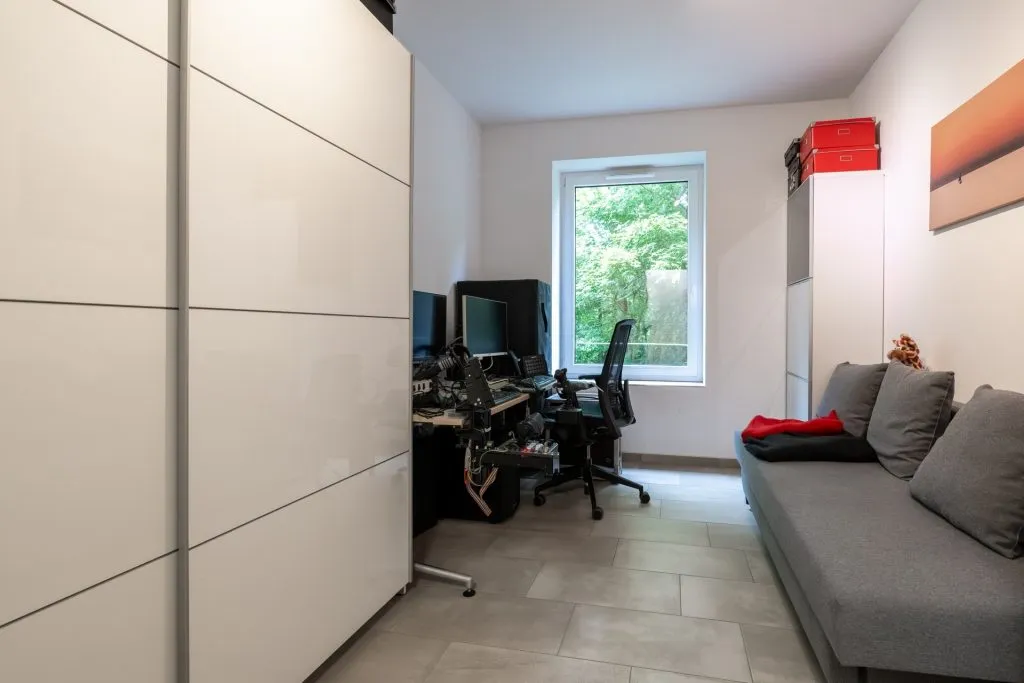 Immobilienangebot - Flensburg - Alle - Flensburg, Nordstadt: moderne 3-Zimmer-Wohnung mit Blick ins Naturschutzgebiet