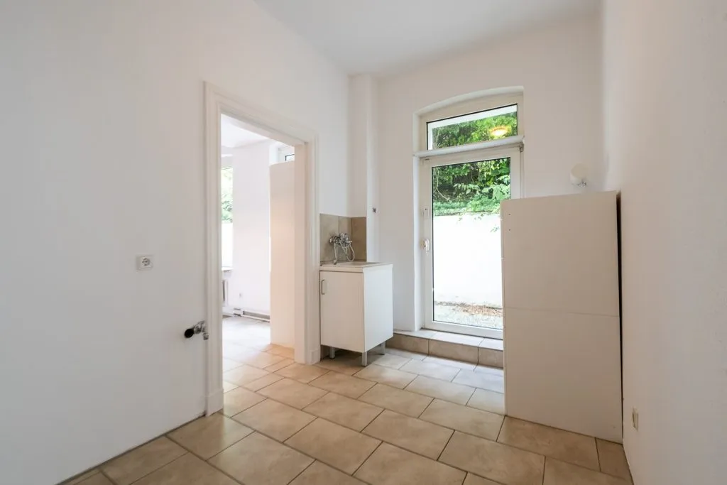 Immobilienangebot - Flensburg - Alle - Flensburg: modernisiertes und großzügiges Stadthaus mit vielseitigen Nutzungsmöglichkeiten