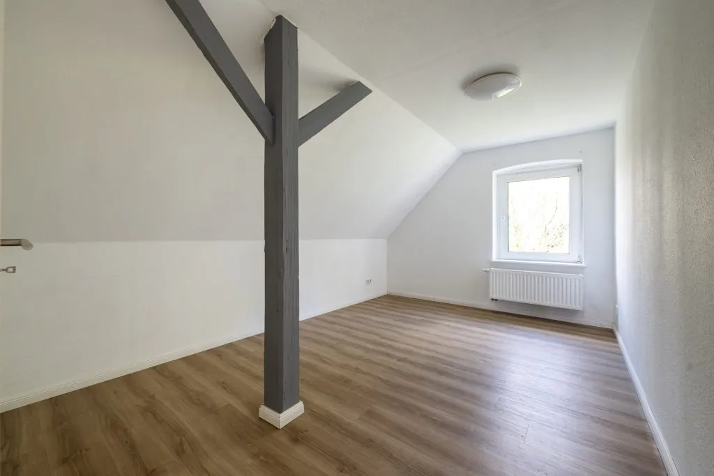 Immobilienangebot - Flensburg - Alle - Flensburg: modernisiertes und großzügiges Stadthaus mit vielseitigen Nutzungsmöglichkeiten