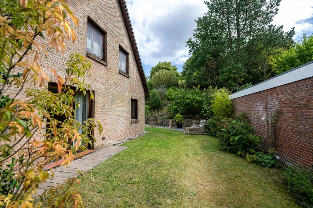 Immobilienangebot - Harrislee - Alle - Harrislee: mediterranes Gartenparadies nahe der Flensburger Förde