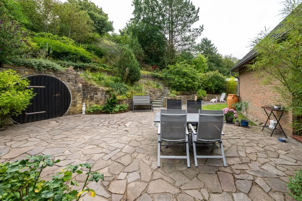Immobilienangebot - Harrislee - Alle - Harrislee: mediterranes Gartenparadies nahe der Flensburger Förde