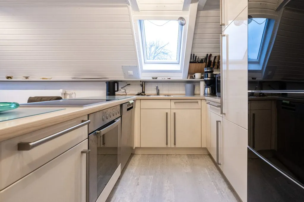 Immobilienangebot - Glücksburg (Ostsee) - Alle - An der Flensburger Förde – außergewöhnliches 1.367 m² Grundstück mit Ferienhaus in begehrter Lage