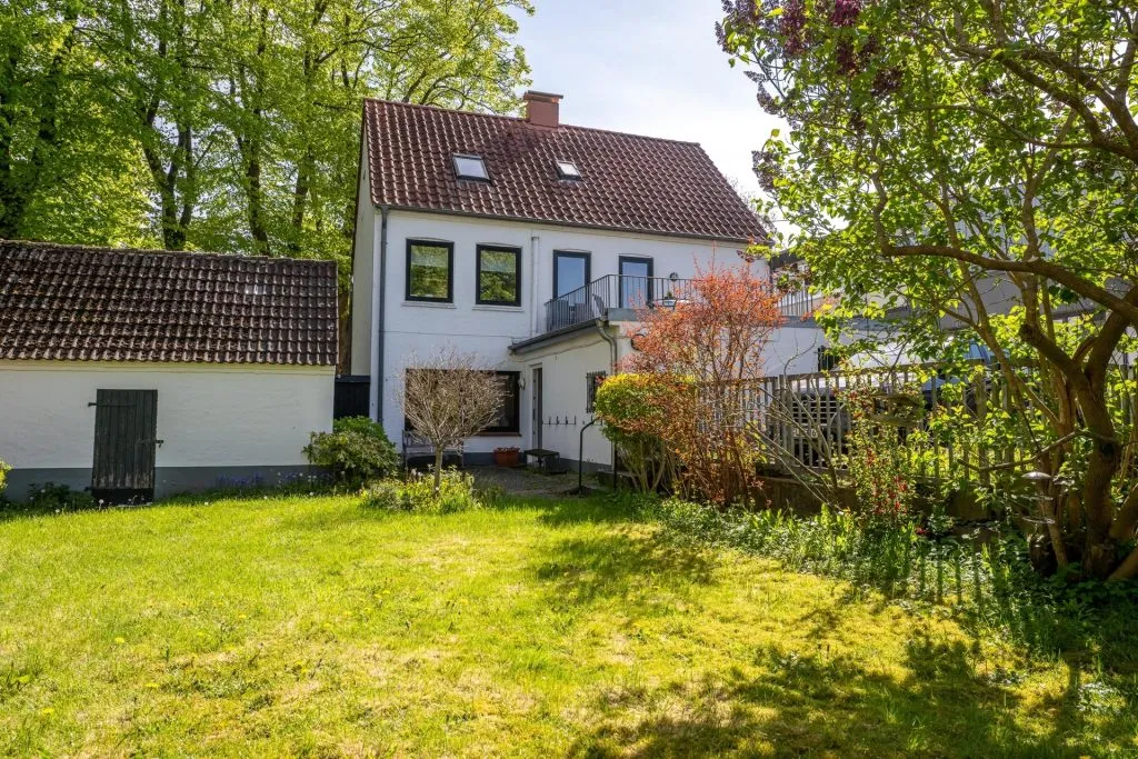 Immobilienangebot - Flensburg - Alle - Jürgensby: vielseitiges Einfamilienhaus bei Bedarf mit Einliegerwohnung