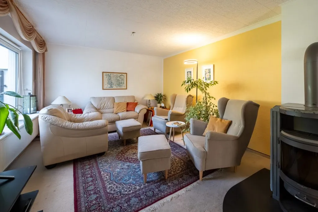 Immobilienangebot - Flensburg - Alle - Jürgensby: vielseitiges Einfamilienhaus bei Bedarf mit Einliegerwohnung