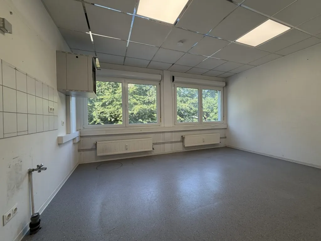 Immobilienangebot - Flensburg - Alle - Flensburg-Südstadt: attraktive Büroräume in zentraler Lage