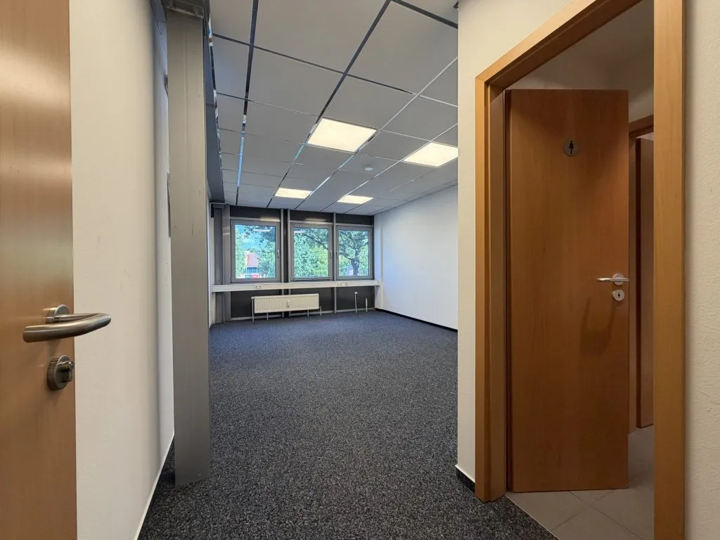 Immobilienangebot - Flensburg - Alle - Flensburg-Südstadt: attraktive Büroräume in zentraler Lage