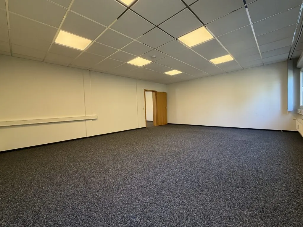 Immobilienangebot - Flensburg - Alle - Flensburg-Südstadt: attraktive Büroräume in zentraler Lage