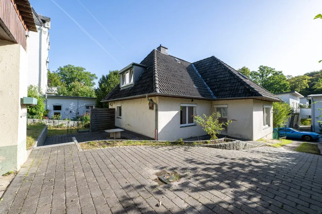 Immobilienangebot - Glücksburg - Alle - Glücksburg: sanierungsbedürftiges Einfamilienhaus in sehr guter Lage
