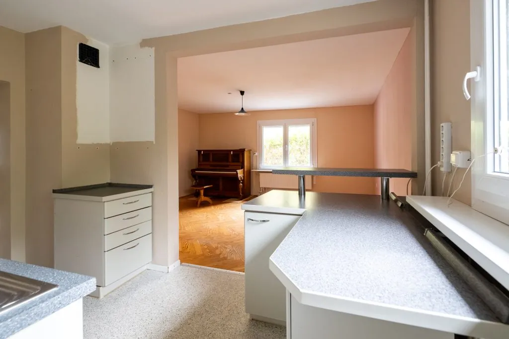 Immobilienangebot - Glücksburg - Alle - Glücksburg: sanierungsbedürftiges Einfamilienhaus in sehr guter Lage
