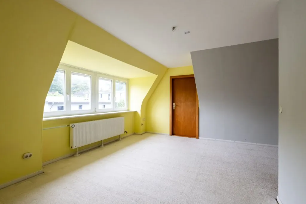 Immobilienangebot - Glücksburg - Alle - Glücksburg: sanierungsbedürftiges Einfamilienhaus in sehr guter Lage
