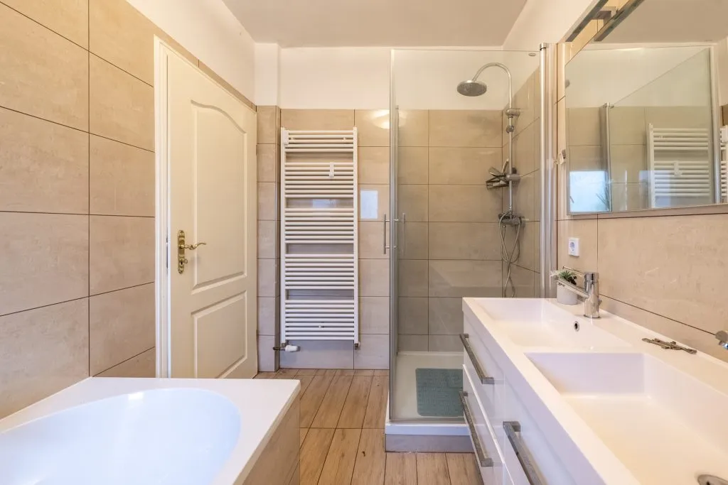 Immobilienangebot - Glücksburg - Alle - Glücksburg: renovierungsbedürftiges Einfamilienhaus in traumhafter Lage