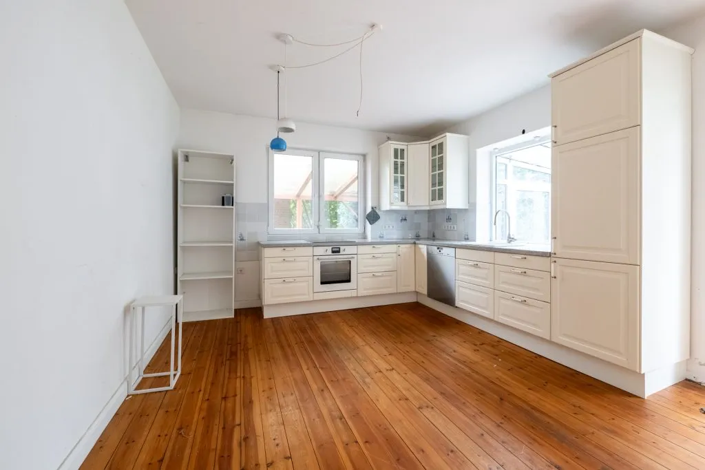 Immobilienangebot - Glücksburg - Alle - Glücksburg: renovierungsbedürftiges Einfamilienhaus in traumhafter Lage