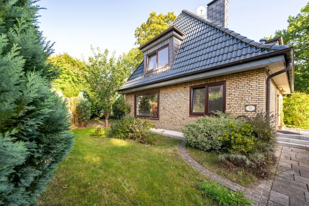 Immobilienangebot - Glücksburg - Alle - Glücksburg: renovierungsbedürftiges Einfamilienhaus in traumhafter Lage