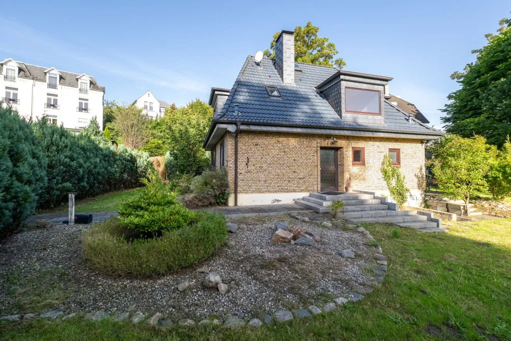 Immobilienangebot - Glücksburg - Alle - Glücksburg: renovierungsbedürftiges Einfamilienhaus in traumhafter Lage