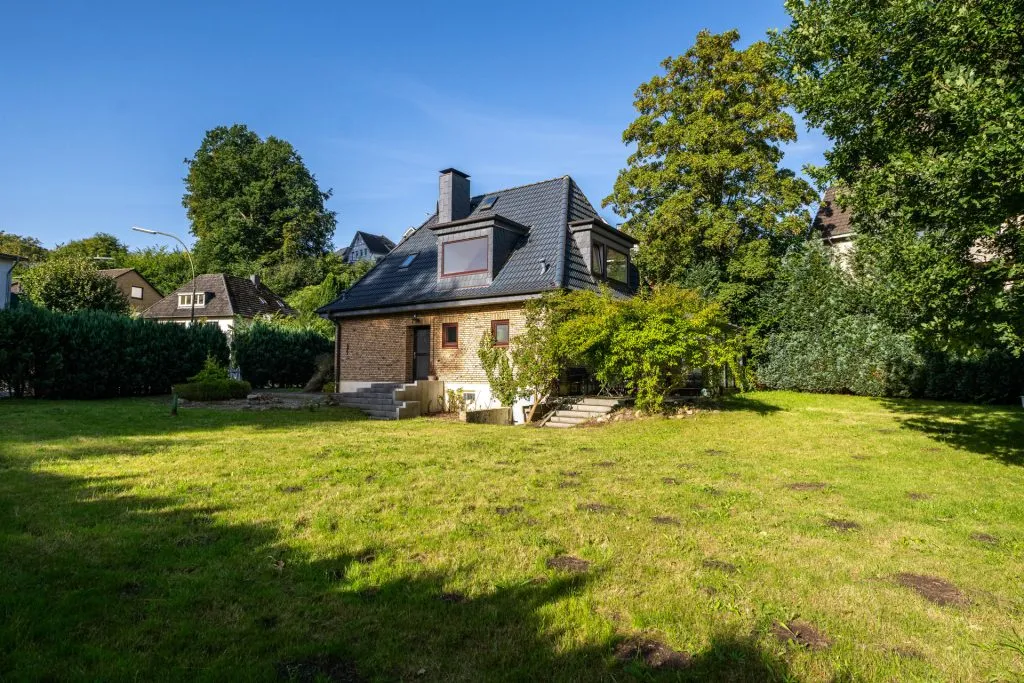 Immobilienangebot - Glücksburg - Alle - Glücksburg: renovierungsbedürftiges Einfamilienhaus in traumhafter Lage