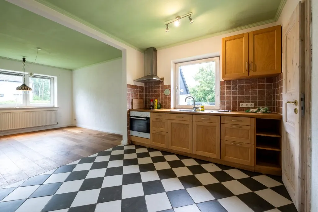 Immobilienangebot - Glücksburg - Alle - Glücksburg: Klinkerhaus mit Gestaltungspotenzial für handwerklich versierte Käufer